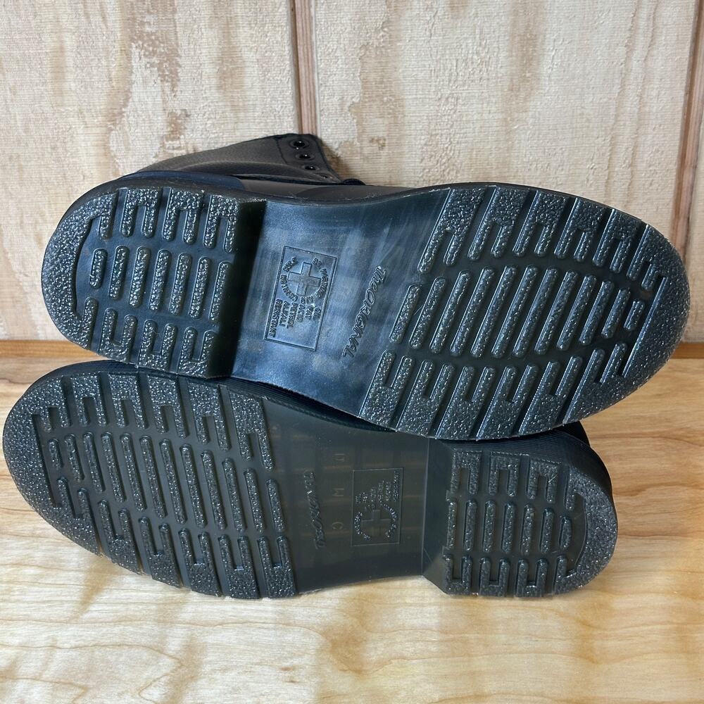 NEW Dr. Martens 1460 SUB fleece-lined boots in Women’s size 6 (EU 37) Waterproof - Picture 7 of 8